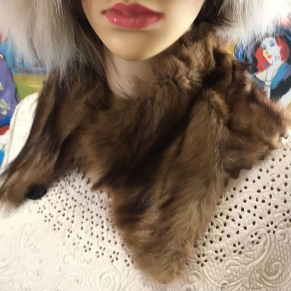 Vintage Accessories - Beaver Fur Collar and Cuff Set  So Glam